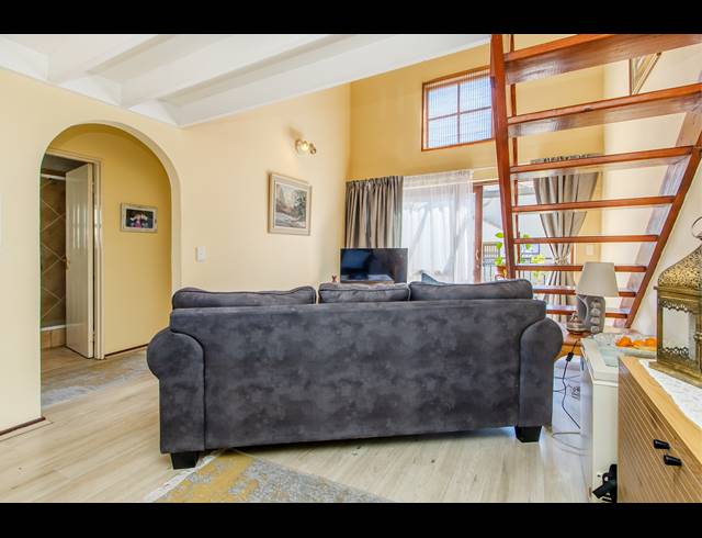 2 BEDROOM APARTMENT FOR SALE IN DOUGLASDALE